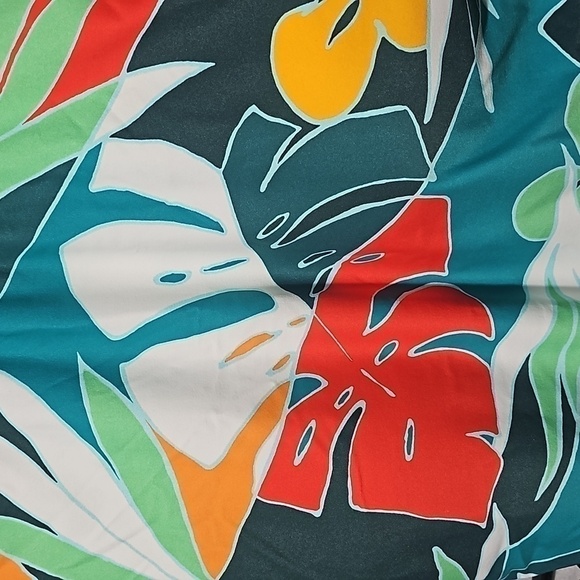 Vince Camuto‎ Floral Long Sleeve Open Back Swimsuit Size 8 NWT - Picture 3 of 10